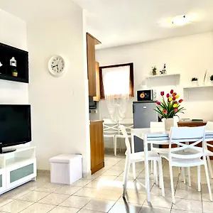  Appartamento Dimora Di Charme Con Piscina E Giardino,vicina Italia