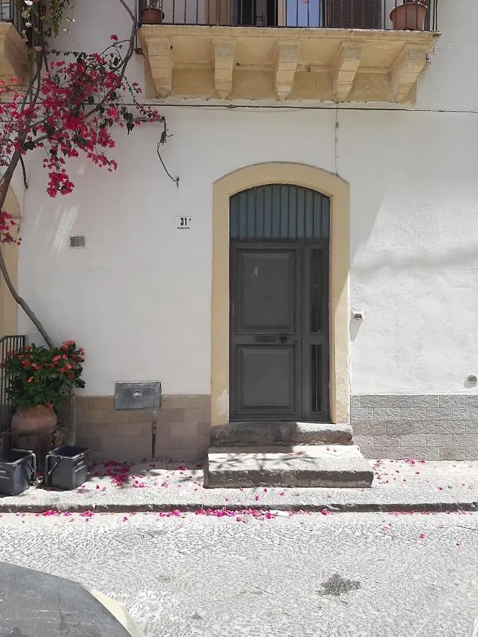 Kali House Apartment Catania Italy